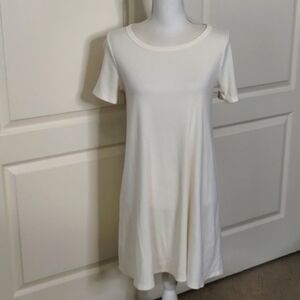 Victoria + Sophia cream ribbed cotton dress size medium circle opening in back